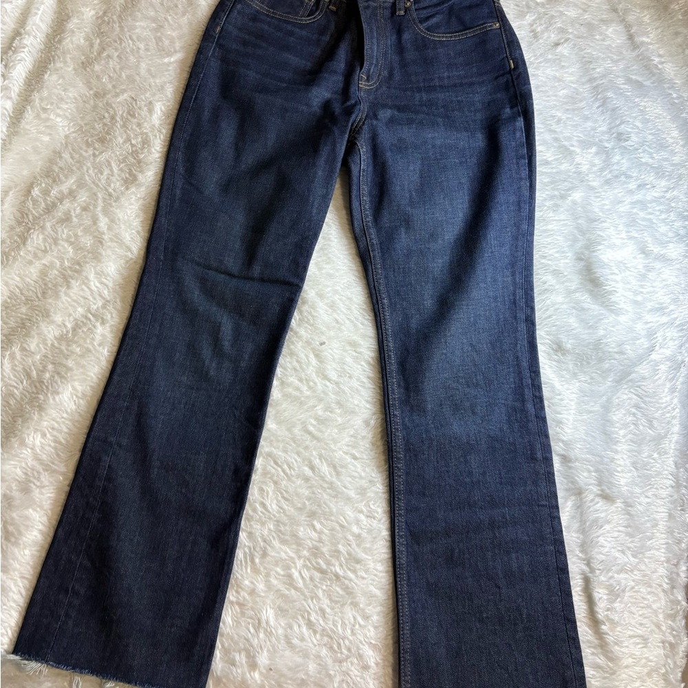 EVERLANE Bien Hoa Vietnam High Rise Straight Leg dark wash Jeans
Size 28